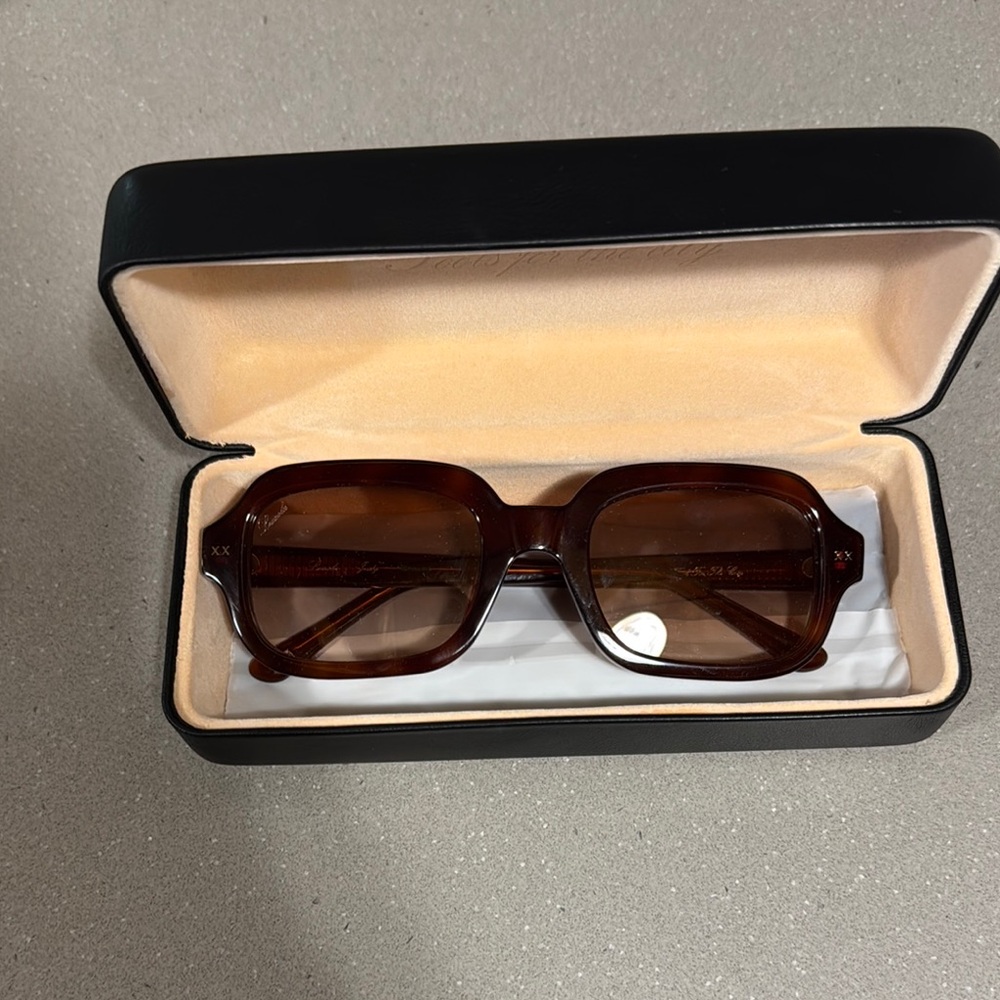 Lexxola Jordy sunglasses in burnt tort & brown